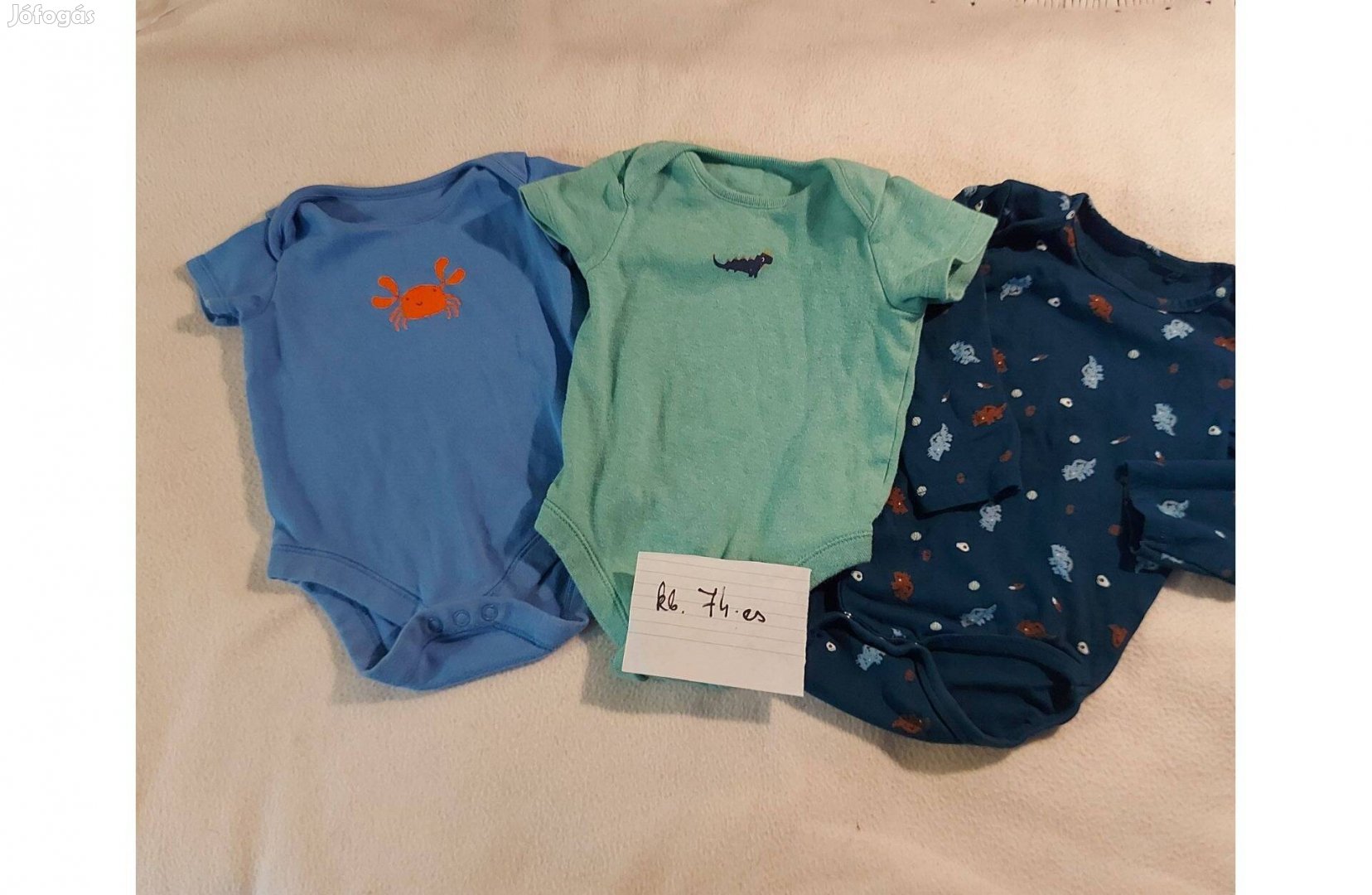 Unisex body eladó, kb.74-es méretű, 3 db