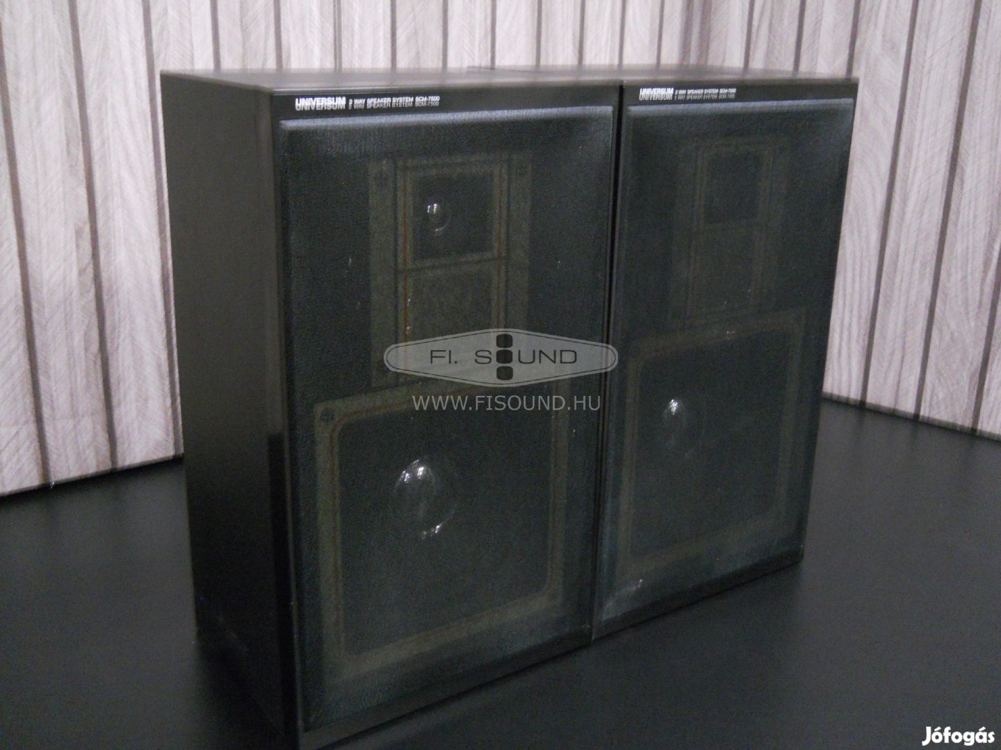 Universum 036.443 ,45W,8ohm,2 utas hangfal pár 16cm-s mélyekkel
