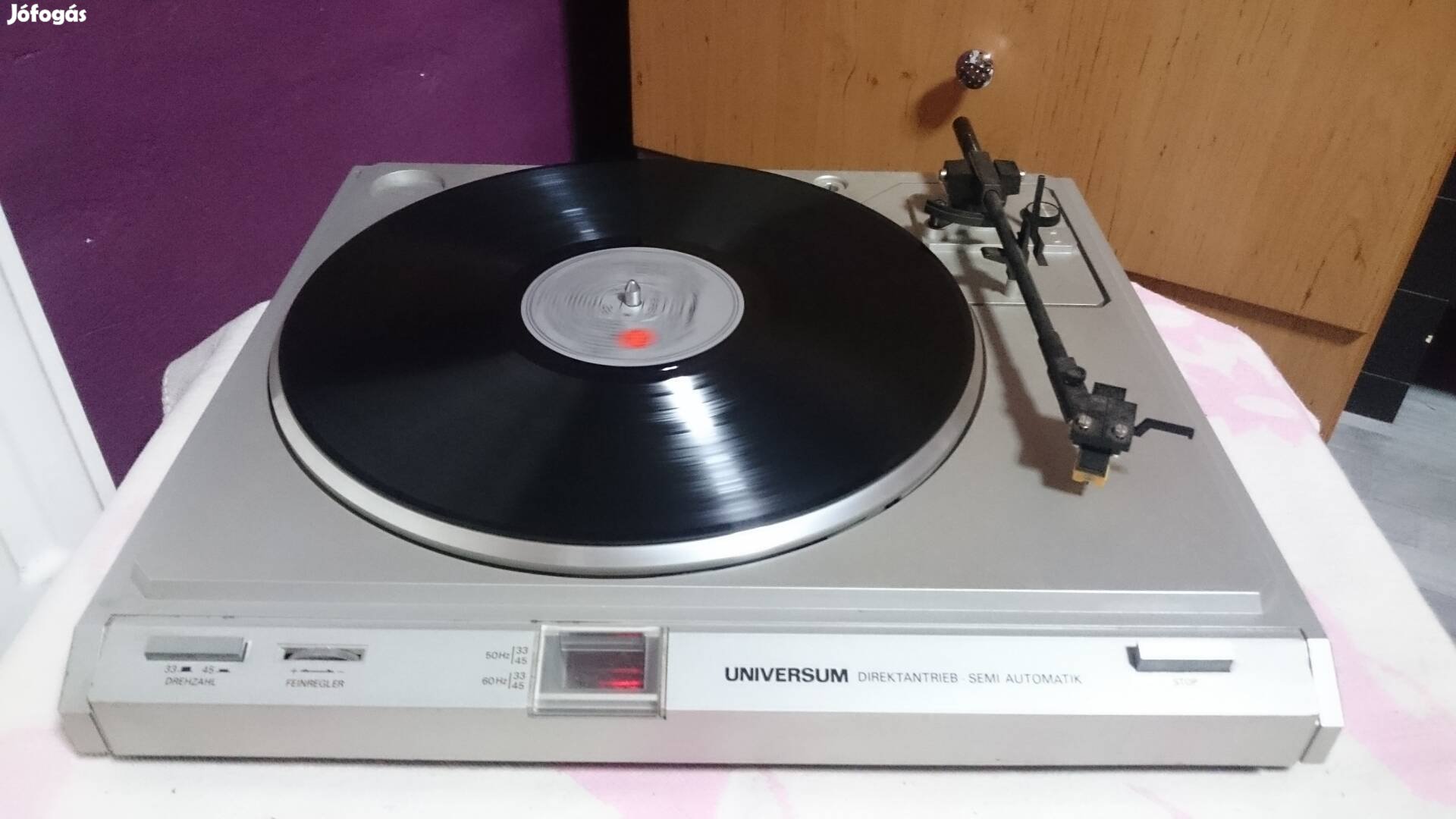 Universum Direct Drive bakelit vinyl lemezjátszó eladó 