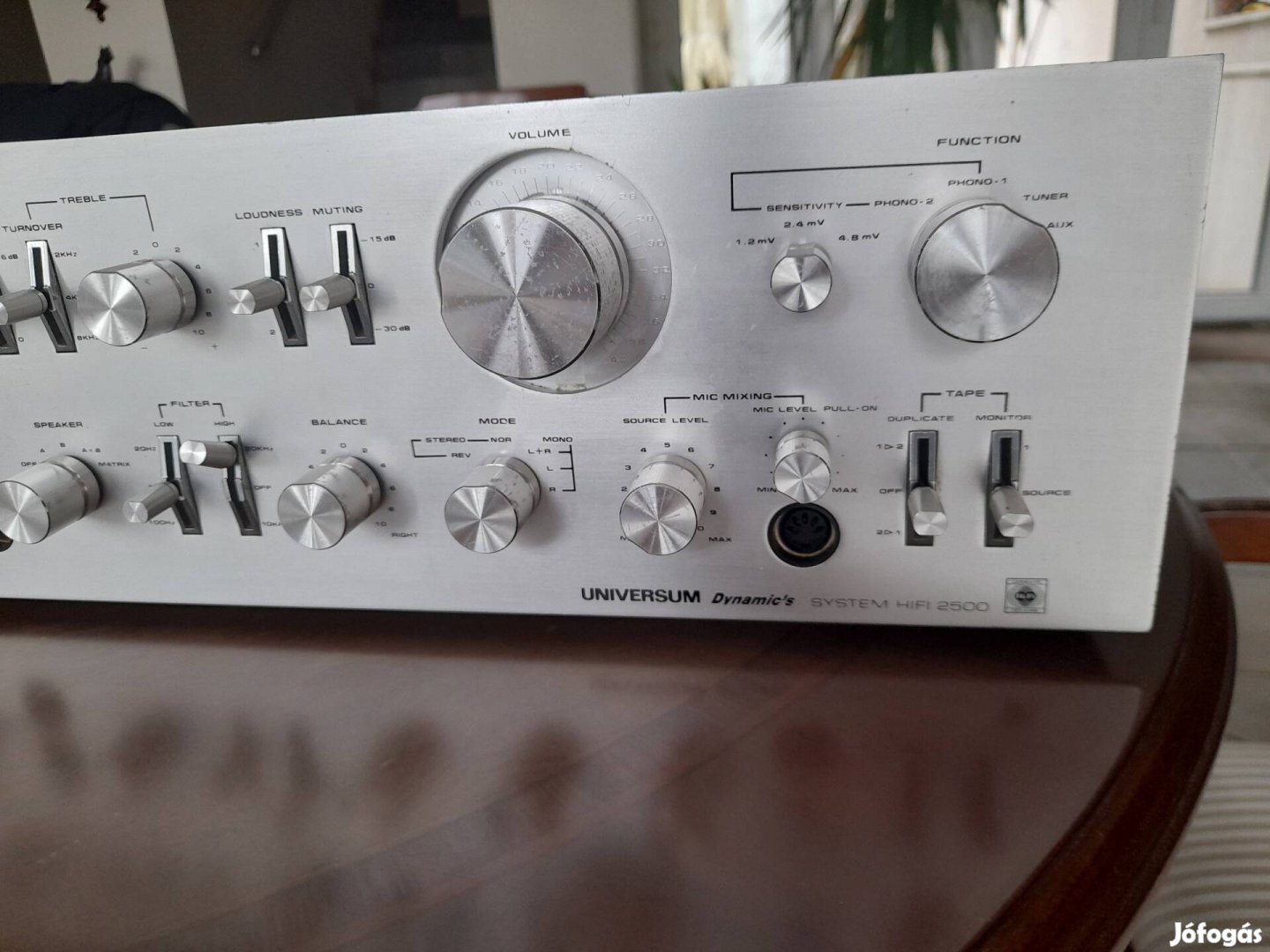 Universum Pioneer erősítő