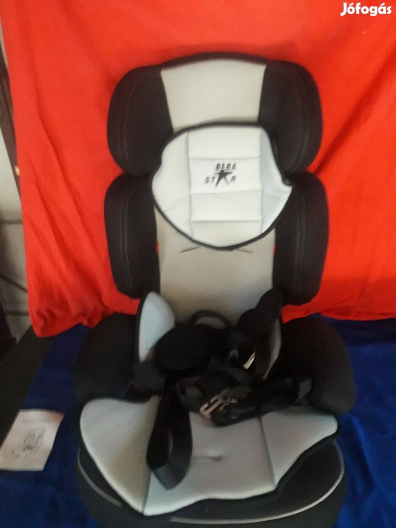 Univerzális Gyerekülés Autóba