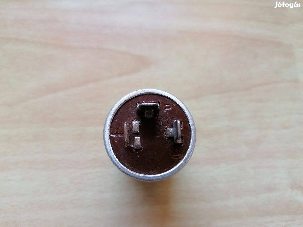 Univerzális, 3 pólusú index relé, villogó automata - régi típusú autók
