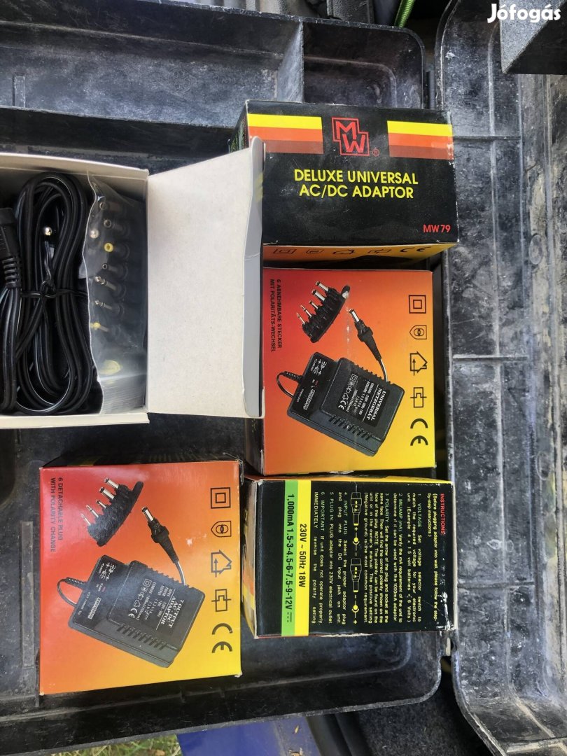 Univerzális adapter