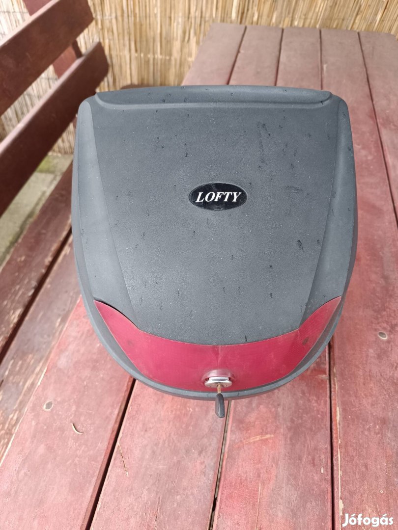 Univerzális hátsó doboz motorra 