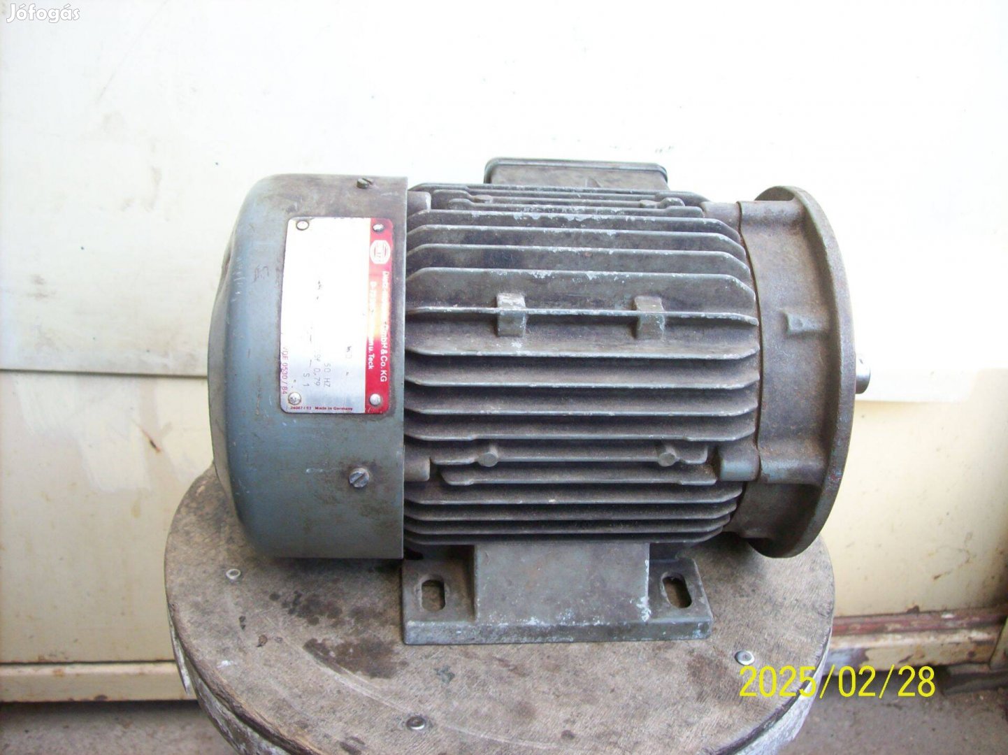 Univerzális villanymotor