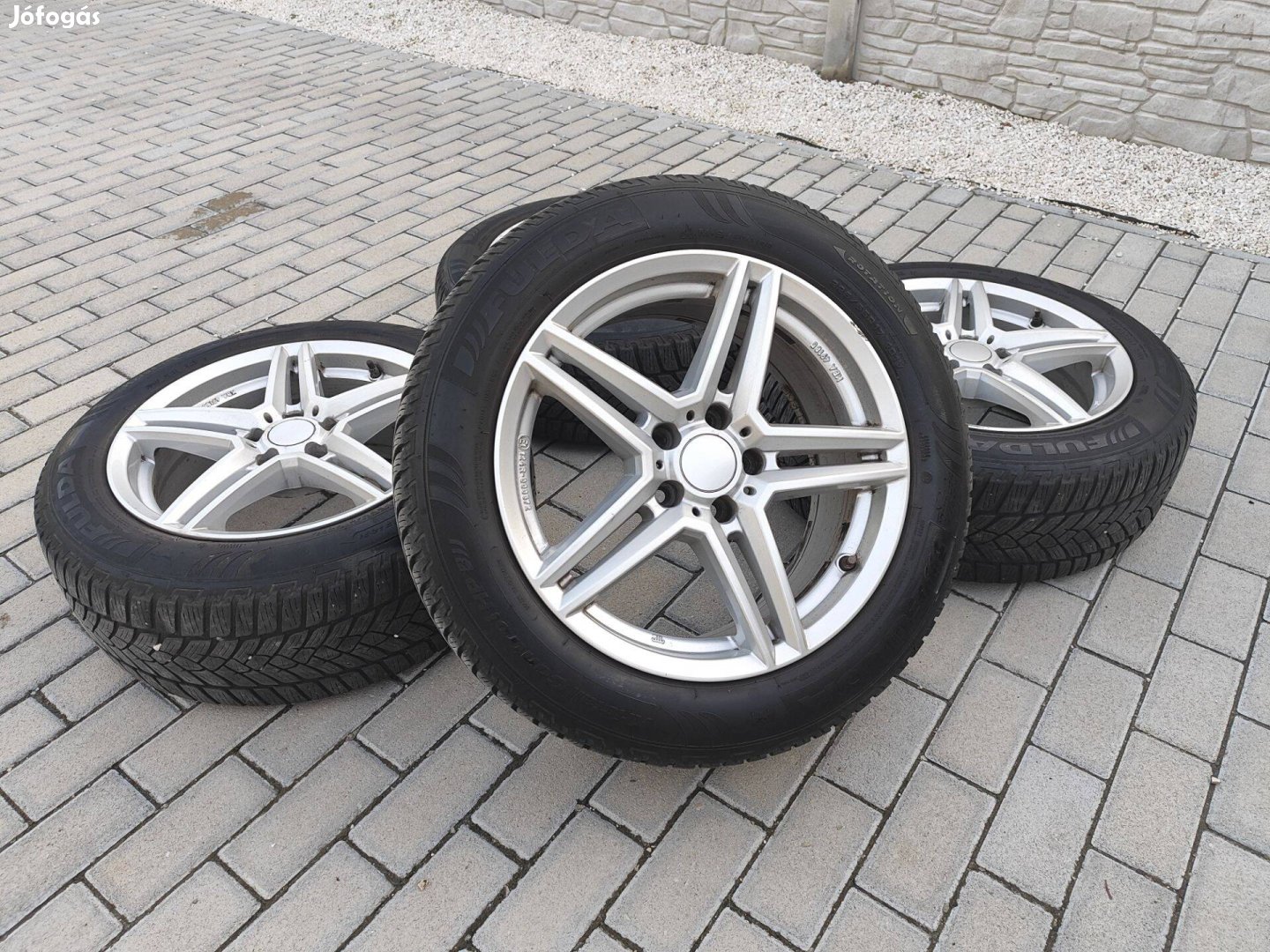 Uniwheels 17" téli szett