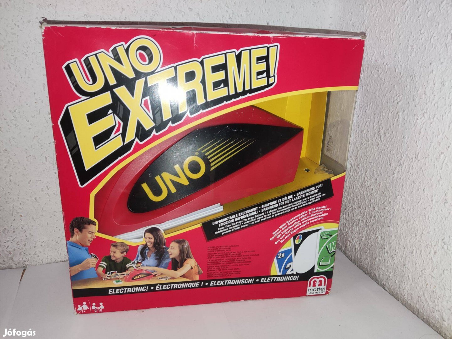 Uno Extreme kártyajáték / társasjáték elektromos kártyakidobóval