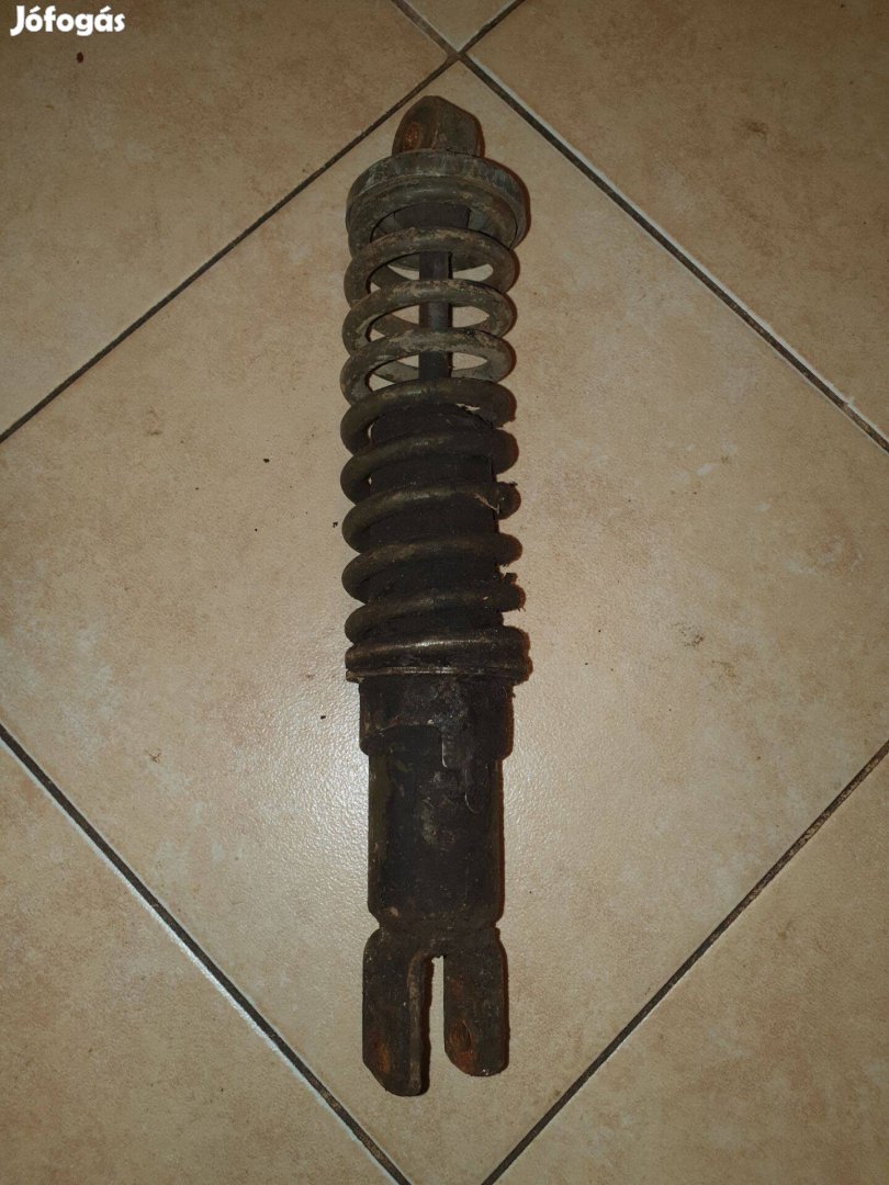 Ural Dnyepr hátsó lengéscsillapító veterán motor