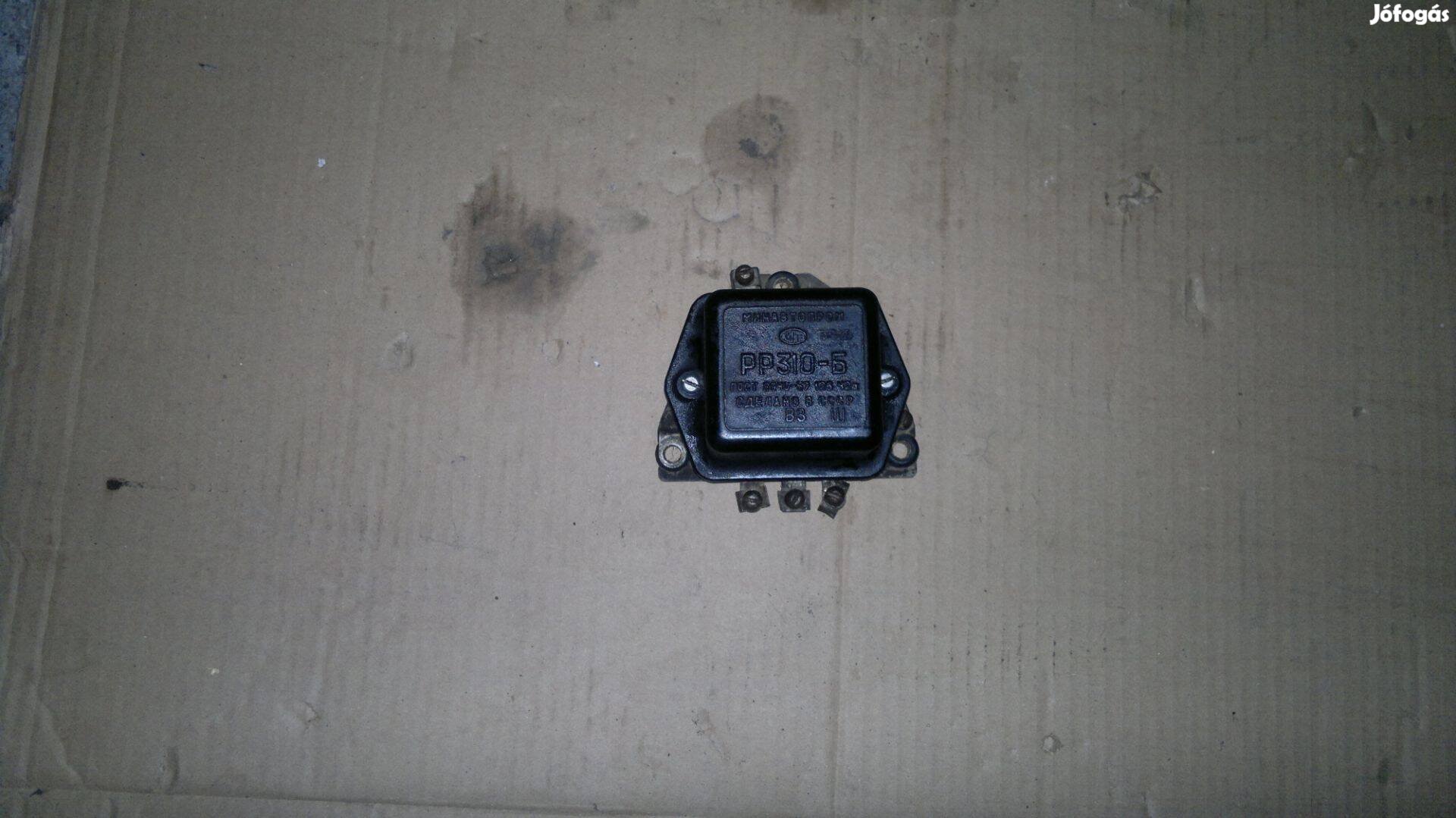 Ural-izs feszültségszabályozo