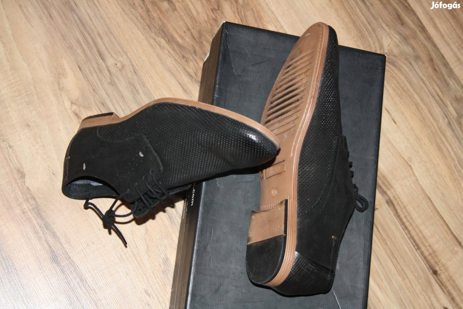 Urban férfi cipő 42es eredeti bőr/ új!!! nagyon szép 27,5cm