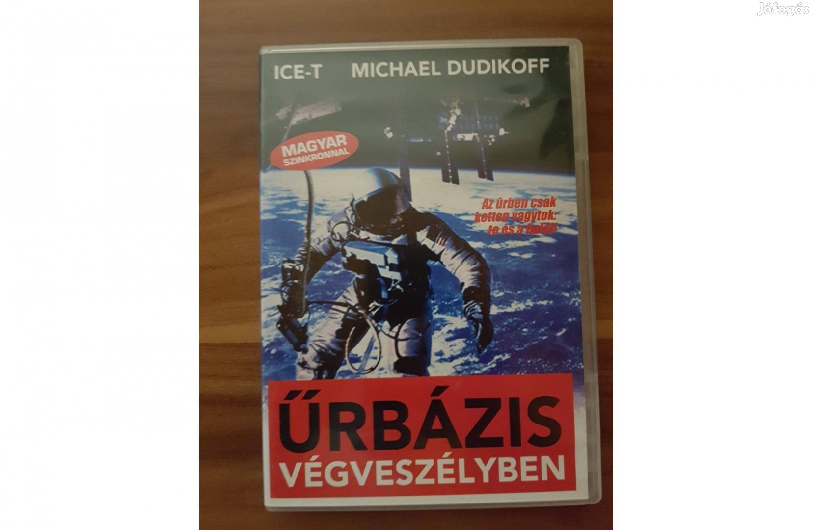 Űrbázis Végveszélyben DVD