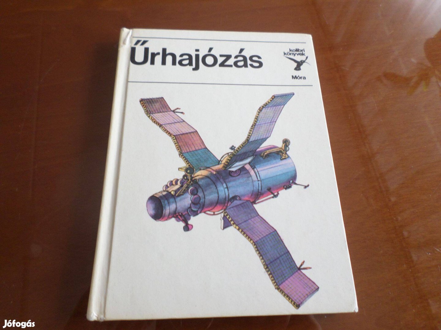 Űrhajózás Kolibri könyvek, Gyermekkönyv