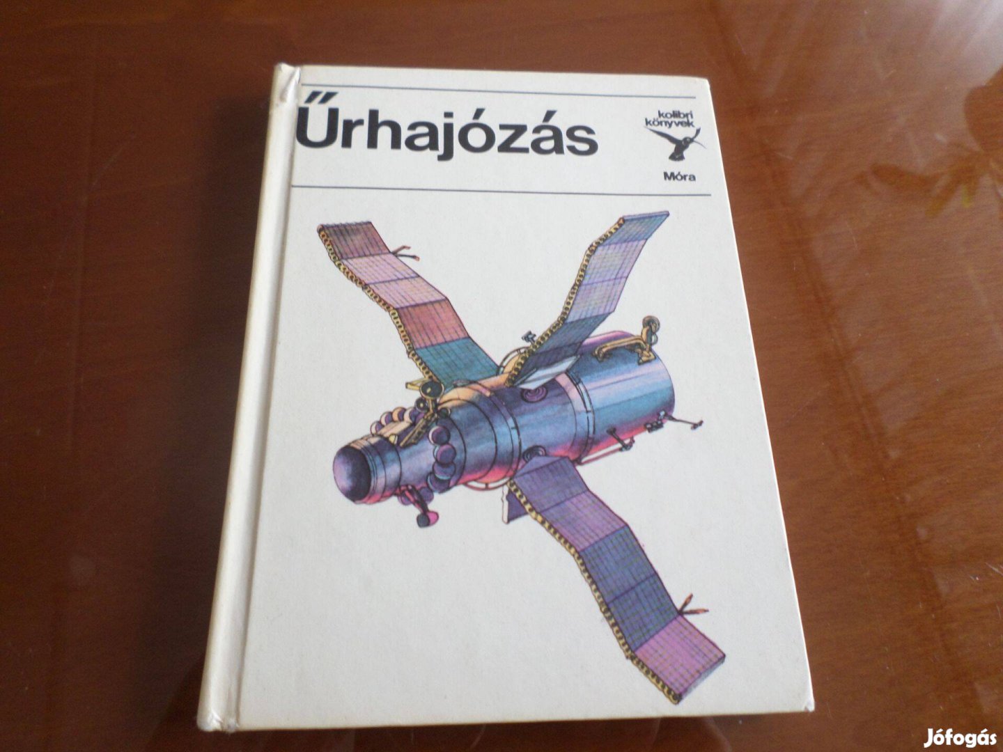 Űrhajózás Kolibri könyvek, Gyermekkönyv