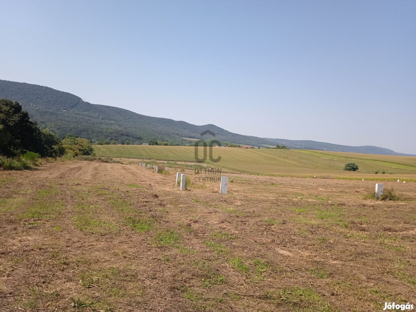 Üröm Völgyliget kettő területen csodálatos panorámával