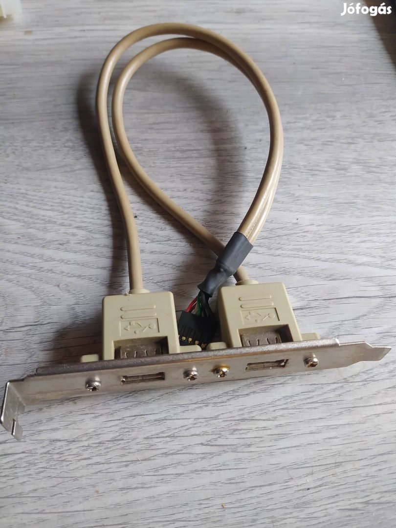 Usb hátlapi aljzat 