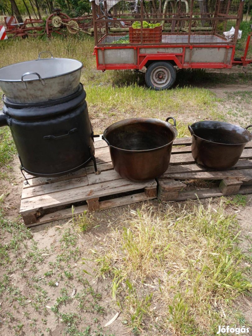 Üst üstházzal kb.70 l