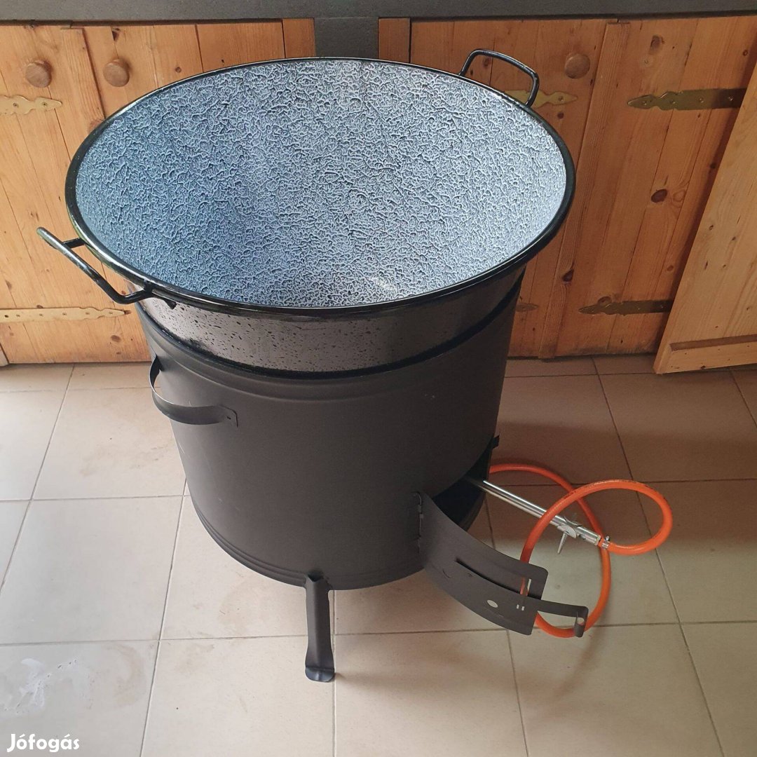 Üstszett 70literes üstel,