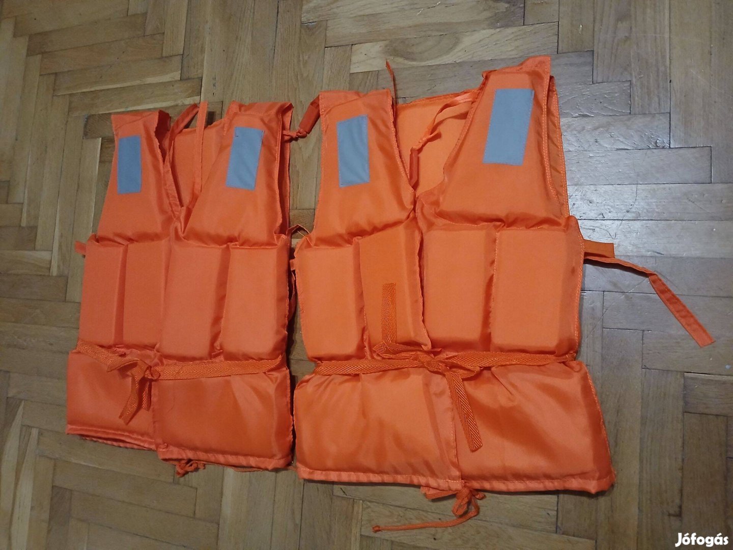 Úszást segítő mellény úszómellény vízimellény