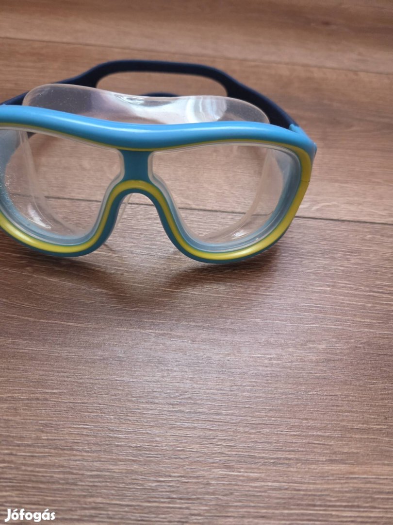 Úszószeműveg