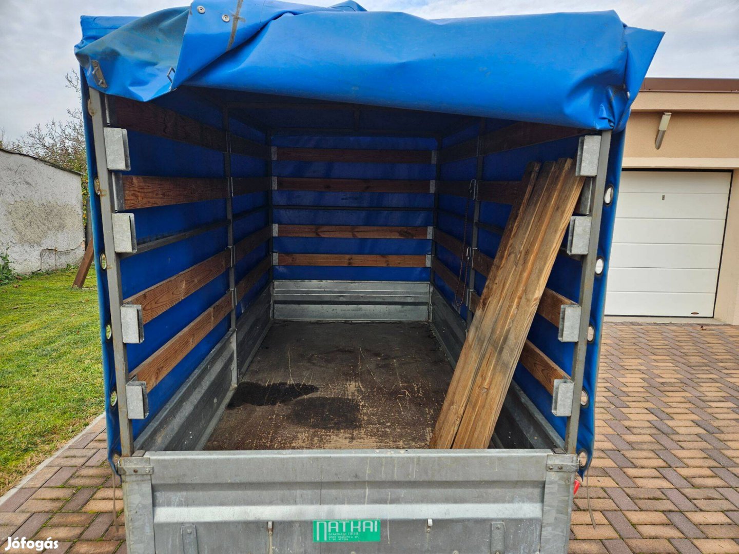 Utánfutó 250x125x160 cm