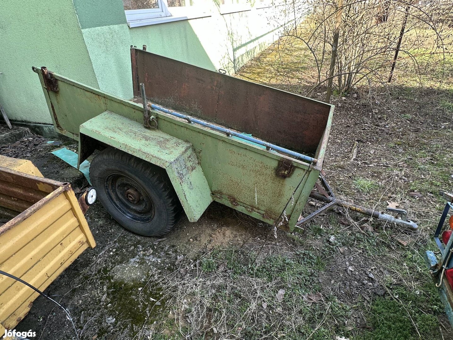 Utánfutó, erős, stabil, papirok nelkül