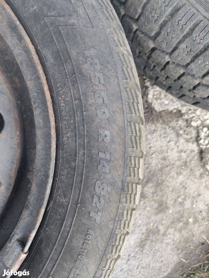 Utánfutó kerekek párban 13 "ET 49 rengeteg típushoz jó Lady Kaydi lada