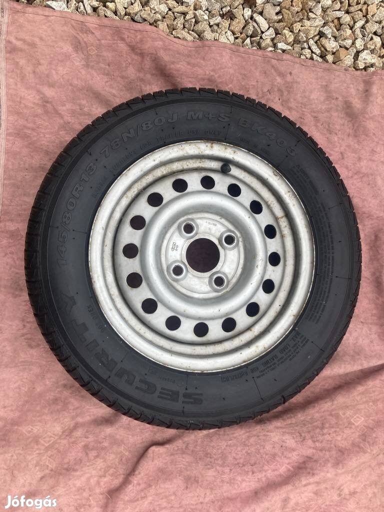 Utánfutó pótkerék