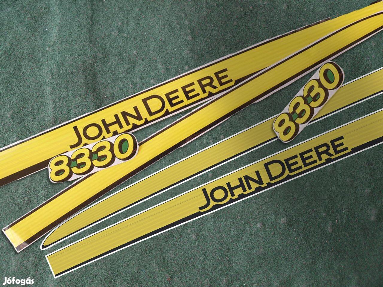 Utángyártott John Deere 8330 matricakészlet (levonó)