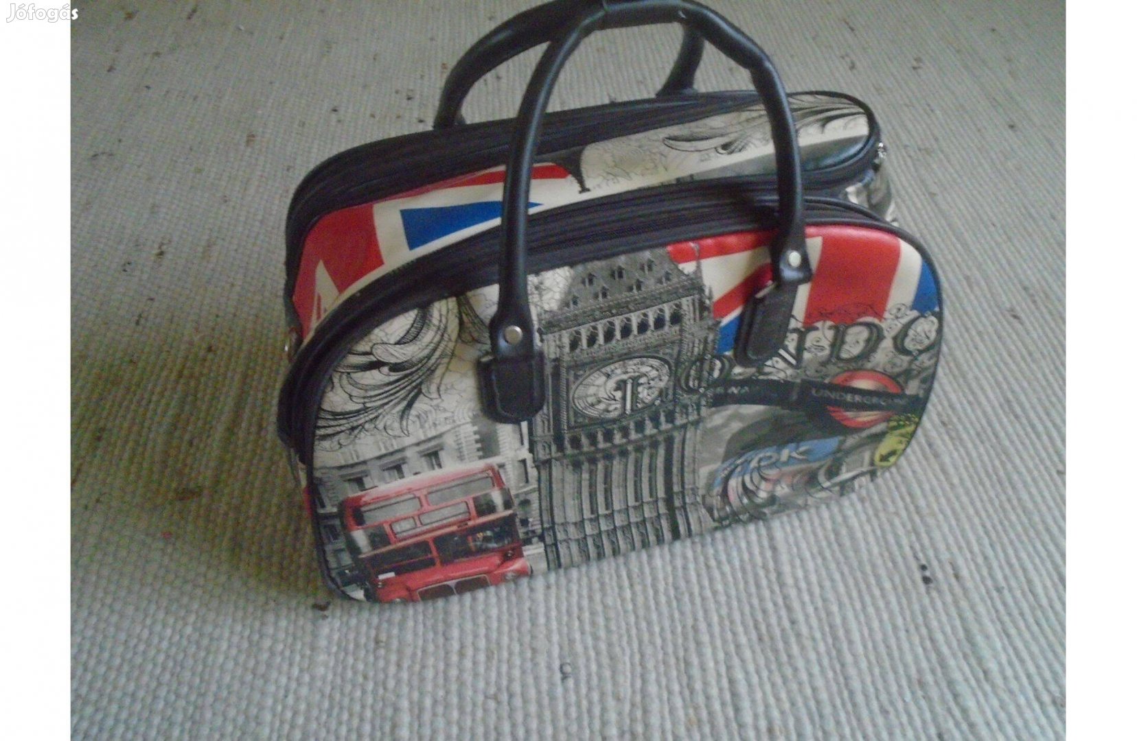 Utazó táska - London felírattal, zászlóval - újszerű - Akció!!!