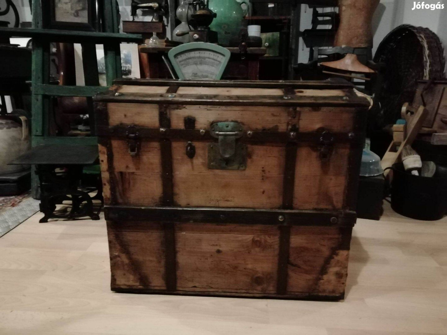 Utazóláda, koffer, hajóbőrönd fa utazóláda, láda fém