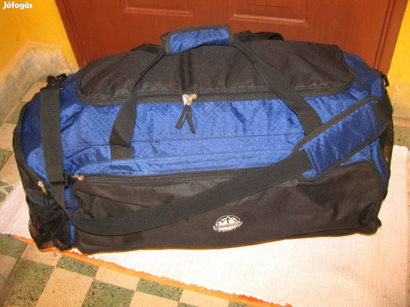 Utazótáska kézipoggyász 75x30x26 Adventuridge új erős 2 old re