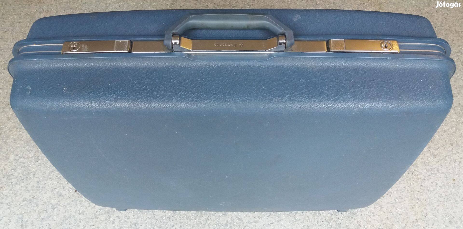 Utazz kényelmesen egy elegáns Samsonite bőrönddel