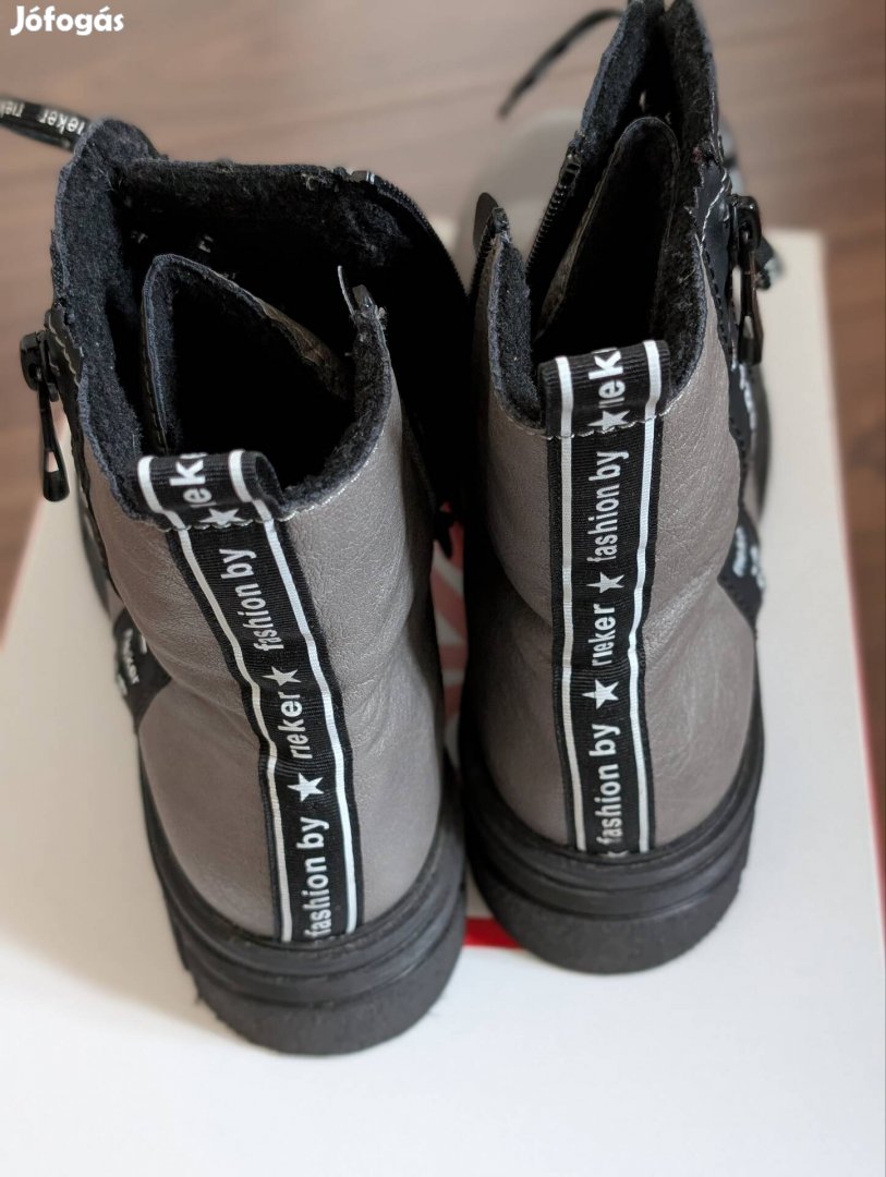 Utcai magas szárú cipő