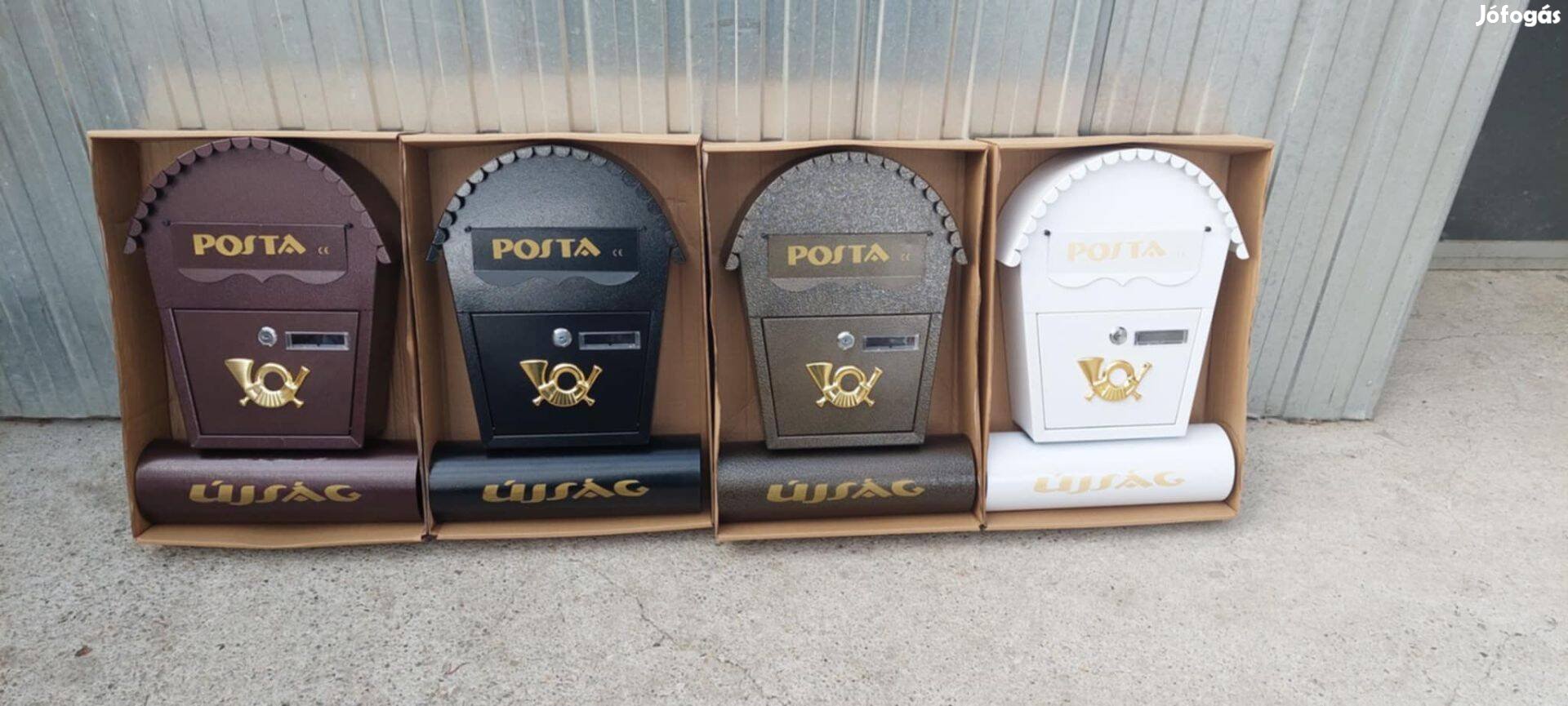 Utcai postaláda