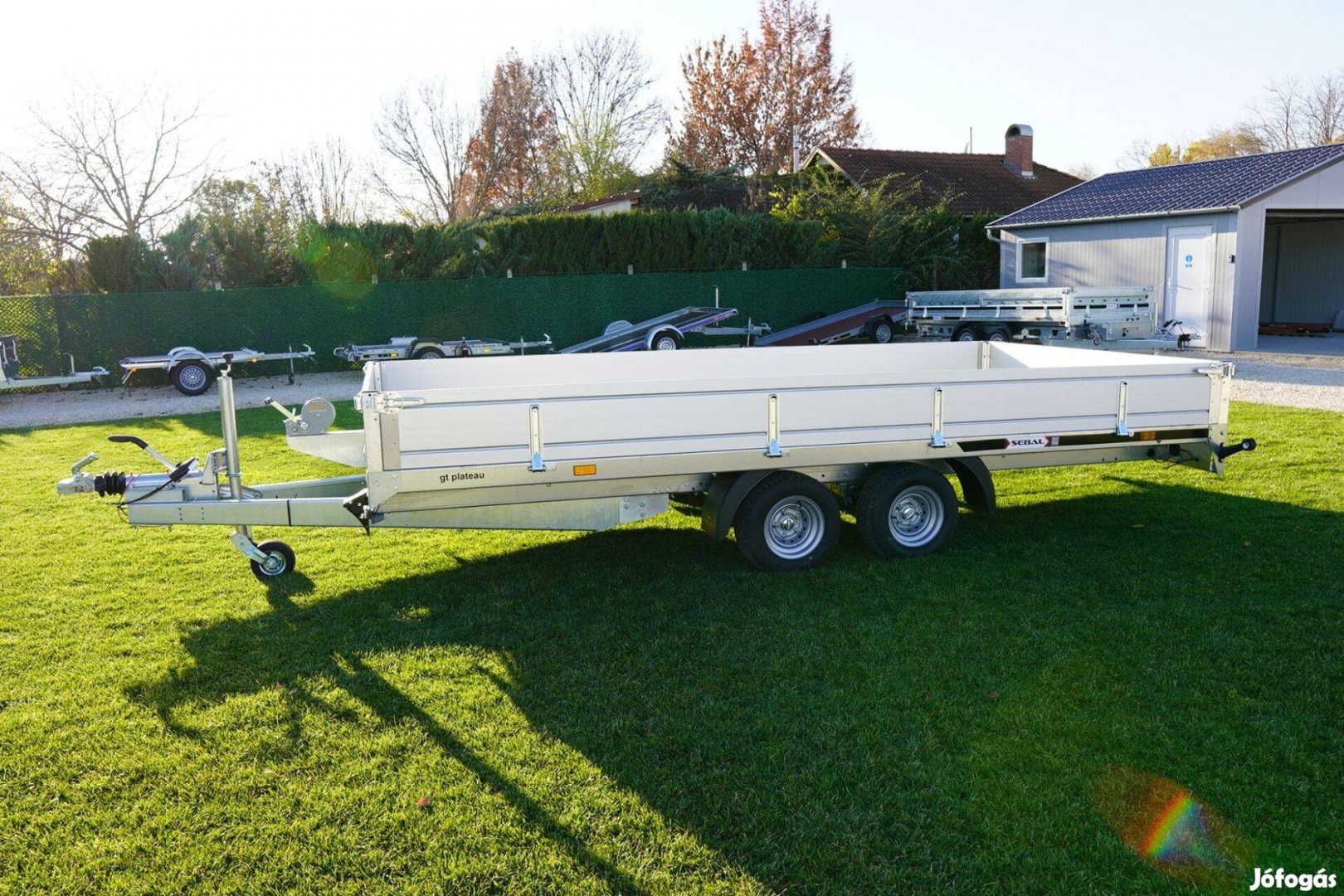 Utolsó darab! Akciós új 4m-es autószállító utánfutó Alu oldalfallal