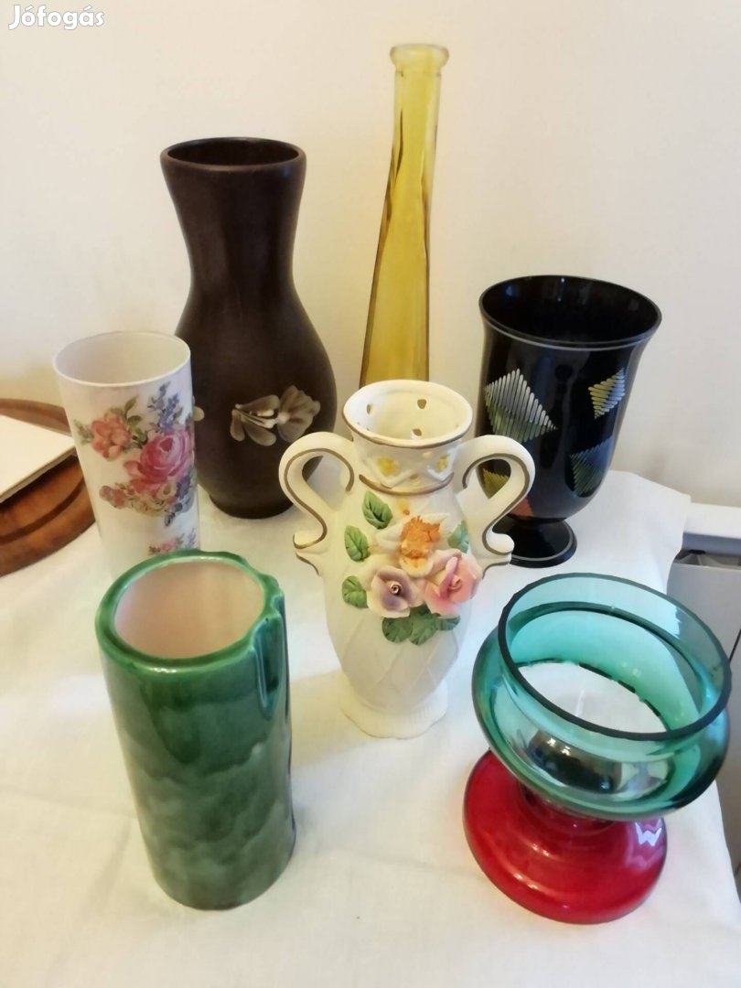 Üveg, cserép virágtartó váza új állapotban 7 db. különböző, vintage