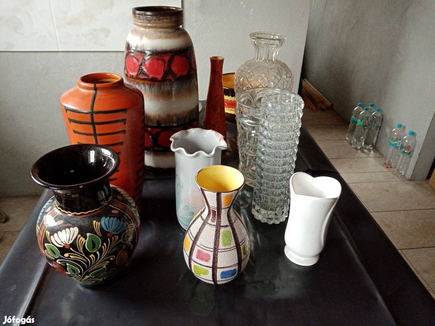 Üveg-,kerámia ,iparművészeti vázák ,padló- virágcserépkaspó