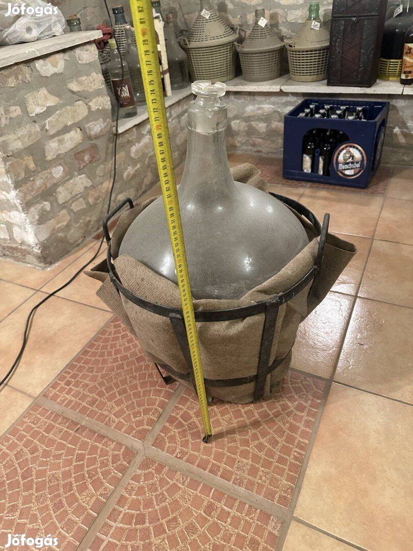 Üveg ballon florárium fém hordozó keretben
