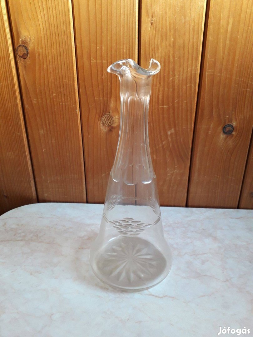 Üveg borkínáló - csiszolt mintás