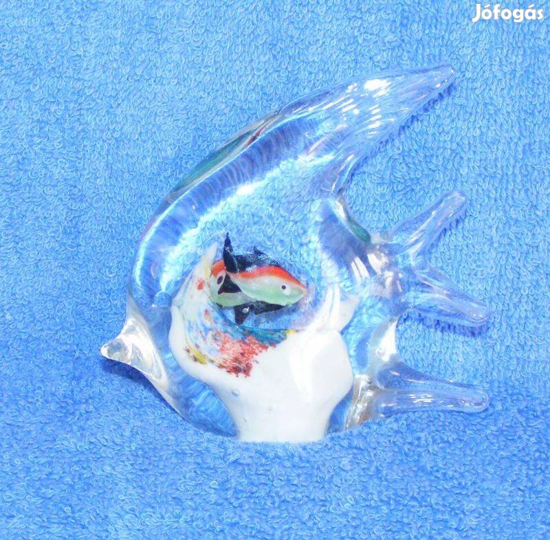 Üveg hal dísztárgy