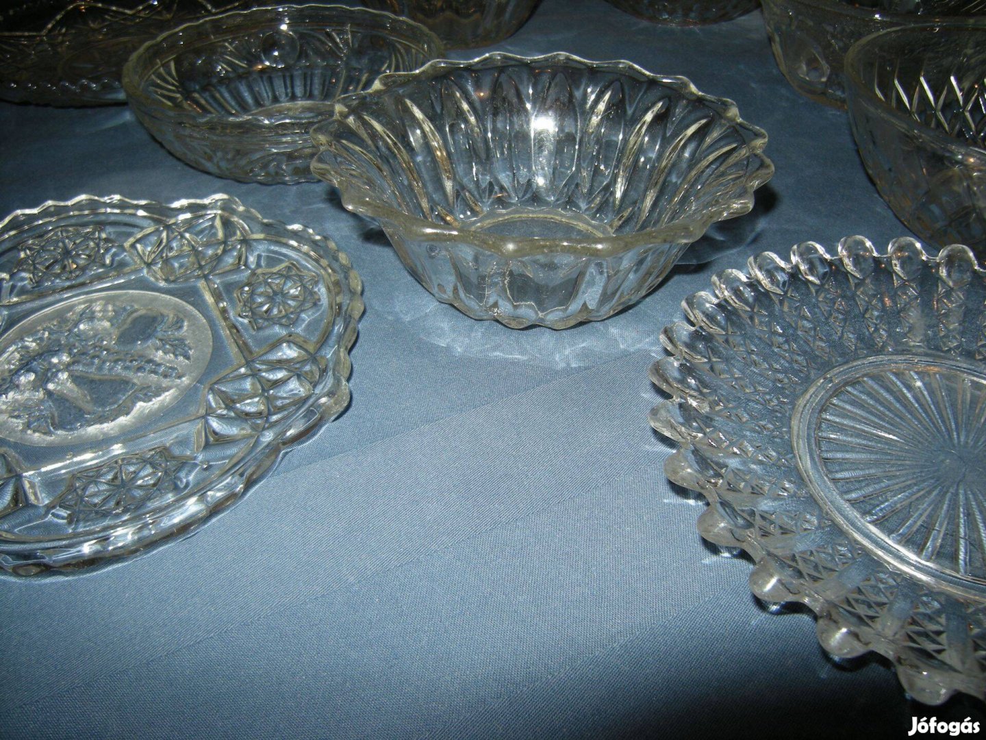 Üveg süteményes kistányérok, kompótos kis tálkák