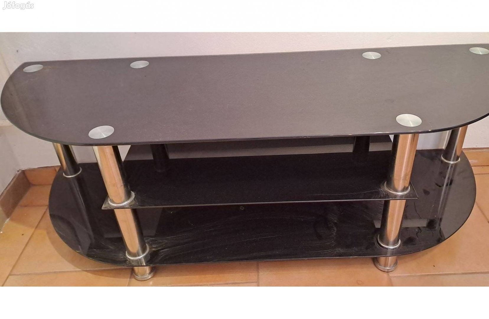 Üveg tv asztal