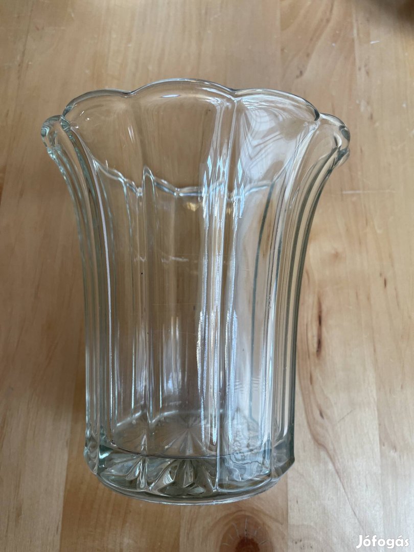 Üveg váza eladó - belváros