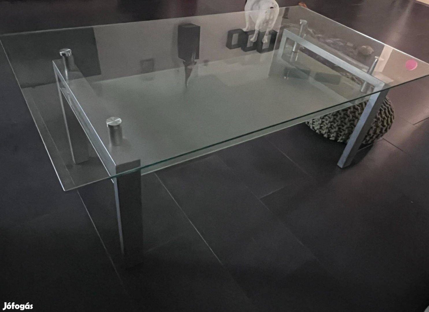 Üvegasztal 135x75cm