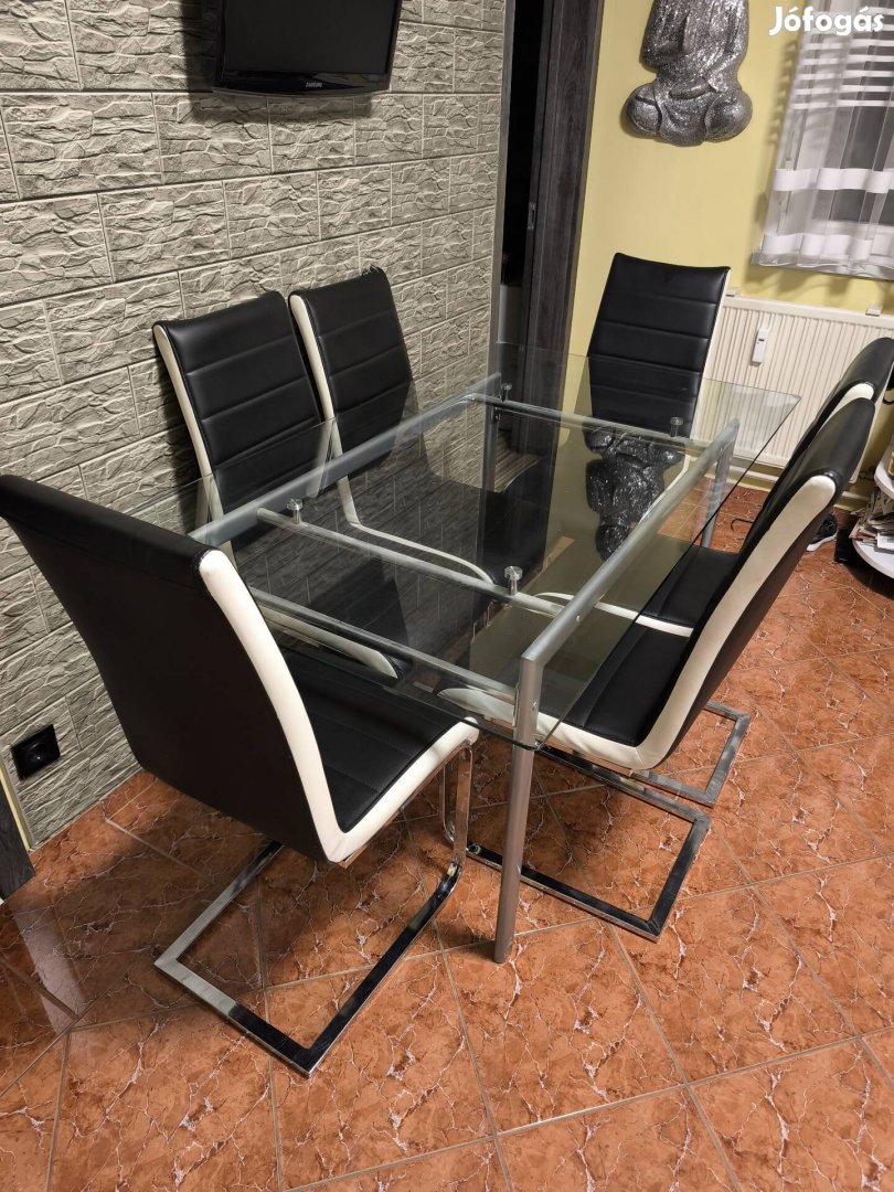 Üvegasztal 6db szekkel eladó 
