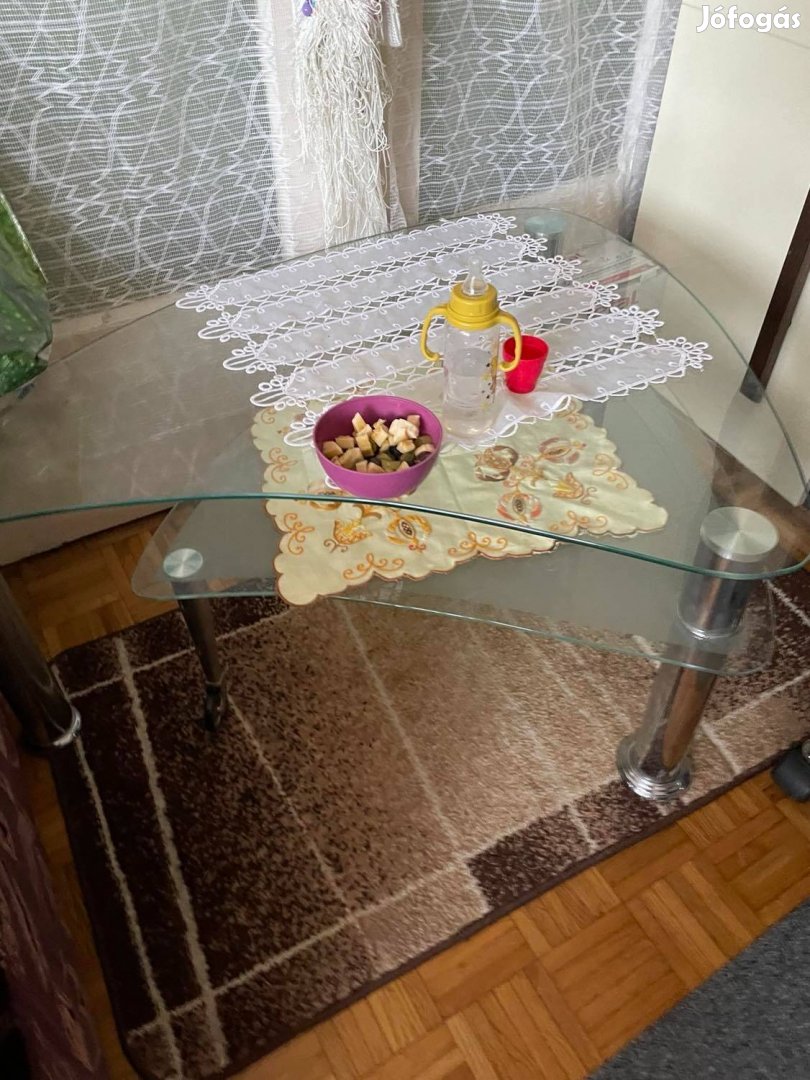 Üvegasztal eladó