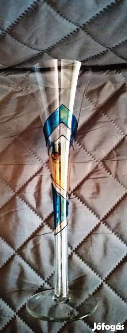 Üvegfestéssel készült 6 db szép pezsgőspohár,különleges,hibá