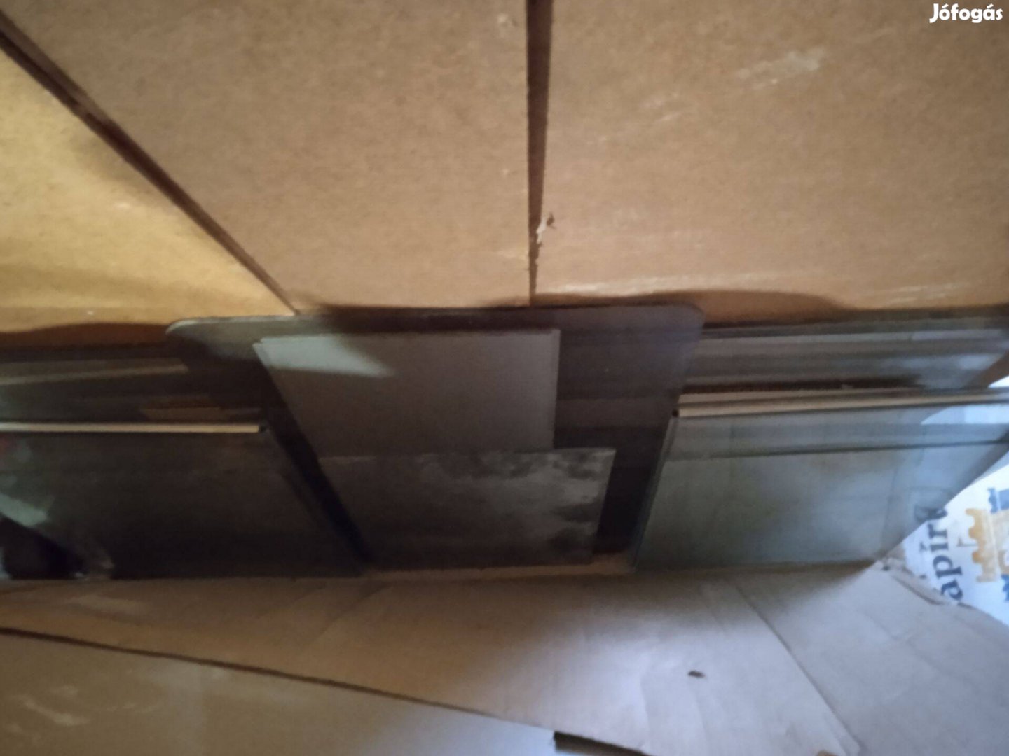 Üveglapok különböző méretben