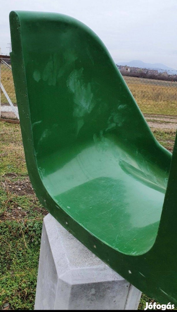 Üvegszálas csúszda eladó