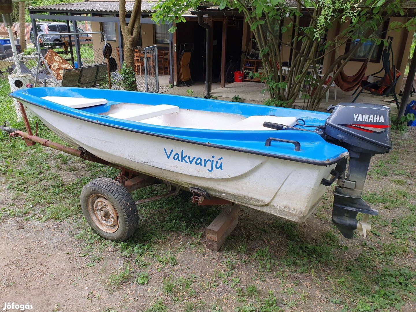 Üvegszálas horgászcsónak + Yamaha 8 LE + sólyakocsi!